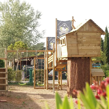 Tuscanychalets - Luxe Tiny House Met Zwembad Aan Zee Apartman