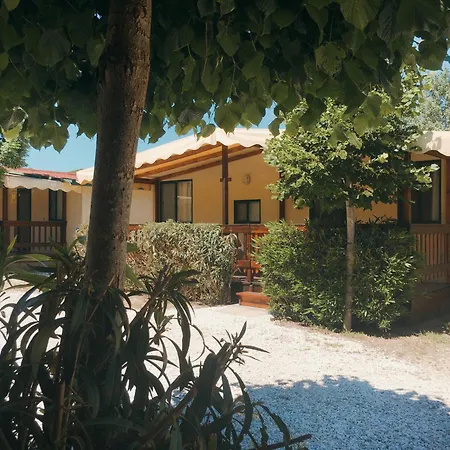 Tuscanychalets - Luxe Tiny House Met Zwembad Aan Zee *